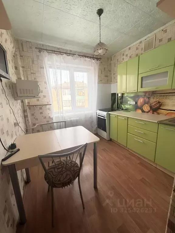 3-к кв. Омская область, Омск ул. 6-я Станционная, 35 (58.4 м) - Фото 1