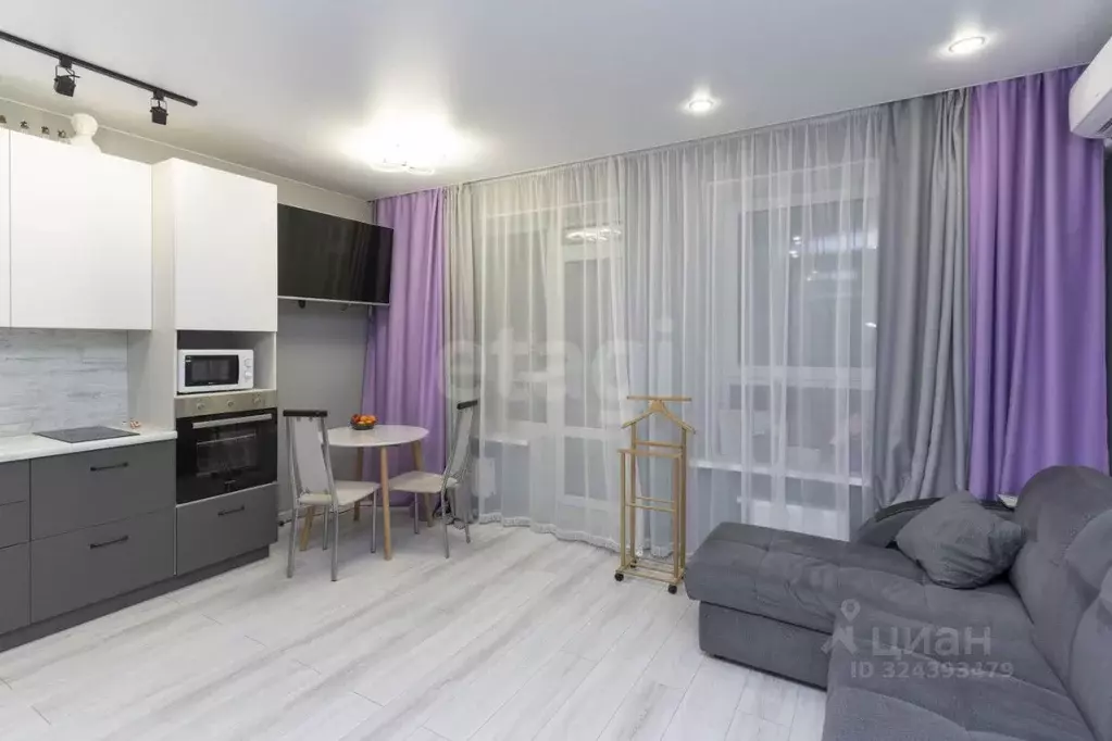 Студия Тюменская область, Тюмень Малая Боровская ул., 3 (28.3 м) - Фото 1