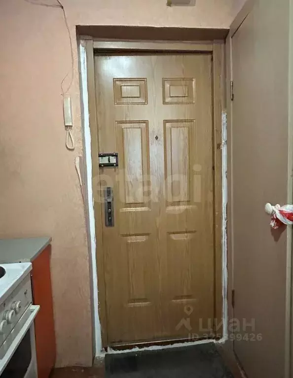 Студия Тюменская область, Тюмень проезд Геологоразведчиков, 6 (11.7 м) - Фото 1