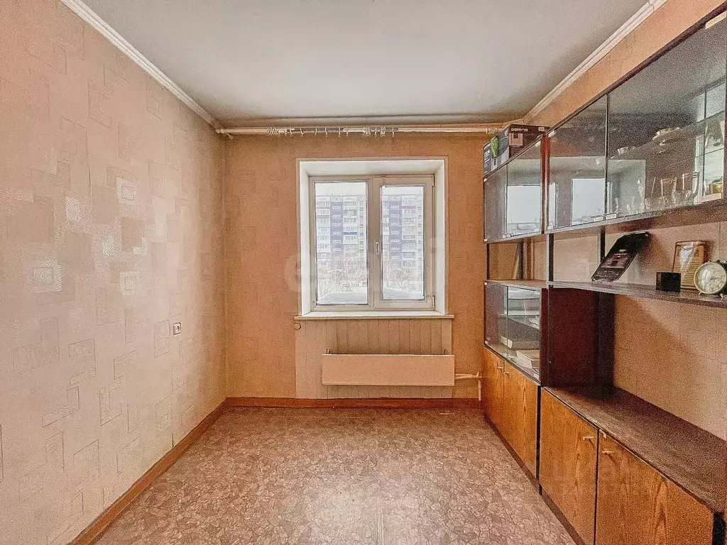 3-к кв. Кемеровская область, Прокопьевск ул. Есенина, 58 (65.1 м) - Фото 1