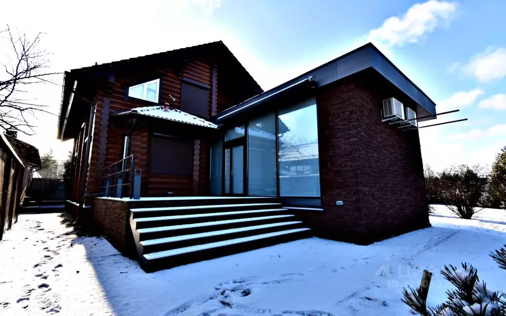 Коттедж в Московская область, Одинцовский городской округ, д. Малые ... - Фото 1