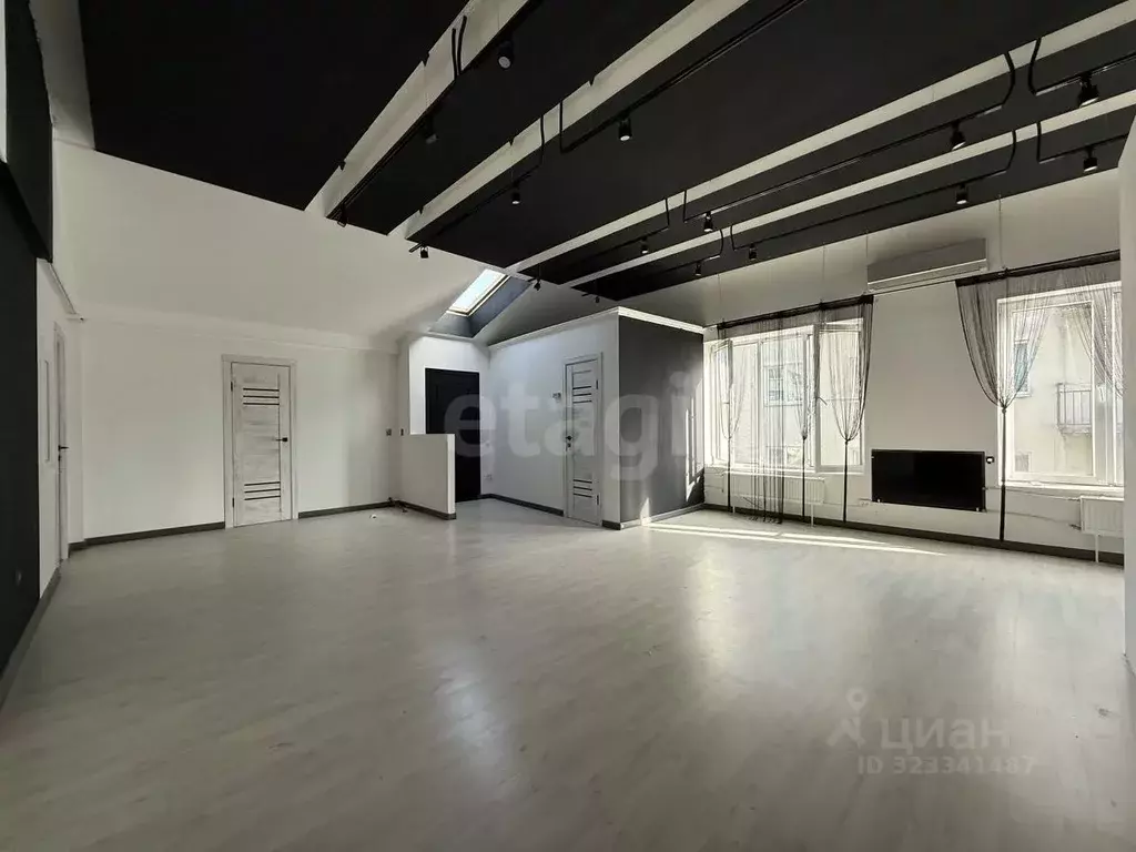 Офис в Северная Осетия, Владикавказ просп. Доватора, 254А (140 м) - Фото 1