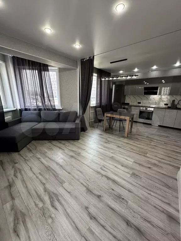 2-к. квартира, 54 м, 2/9 эт. - Фото 0