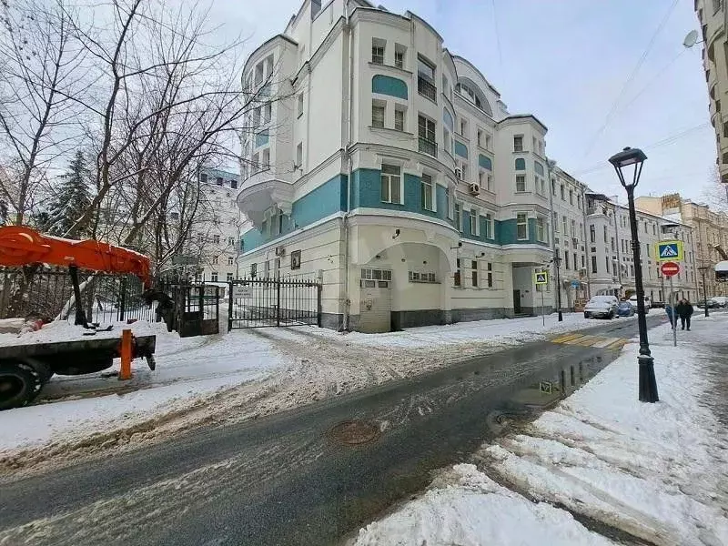 Офис в Москва ул. Жуковского, 6С2 (305 м) - Фото 1
