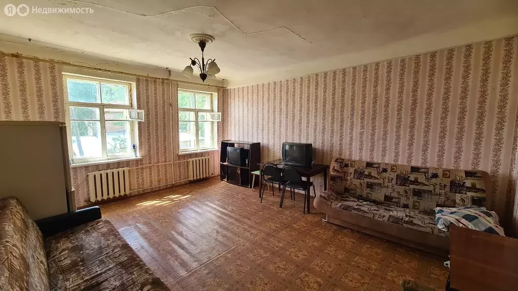 1-комнатная квартира: Киржач, микрорайон Красный Октябрь, улица ... - Фото 0