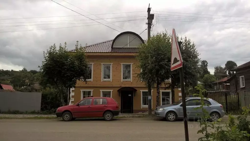 Дом в Костромская область, Галич ул. Луначарского, 15 (300 м) - Фото 1