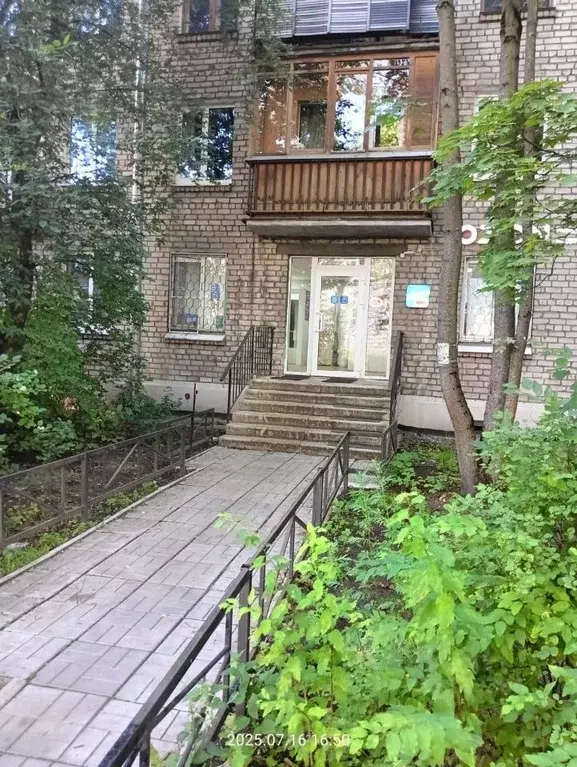 Помещение свободного назначения в Санкт-Петербург ул. Шателена, 2К1 ... - Фото 1