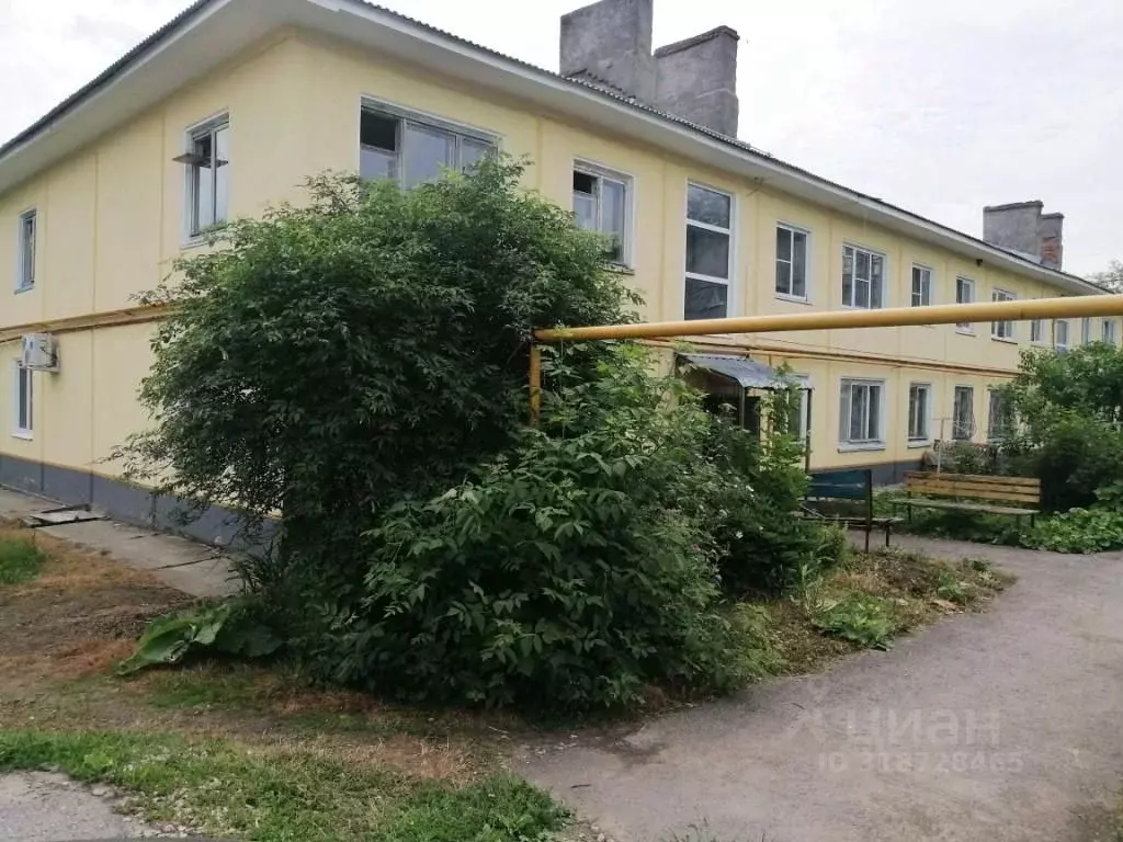 2-к кв. Тульская область, Одоев рп ул. 50 лет Октября, 68 (45.5 м) - Фото 0