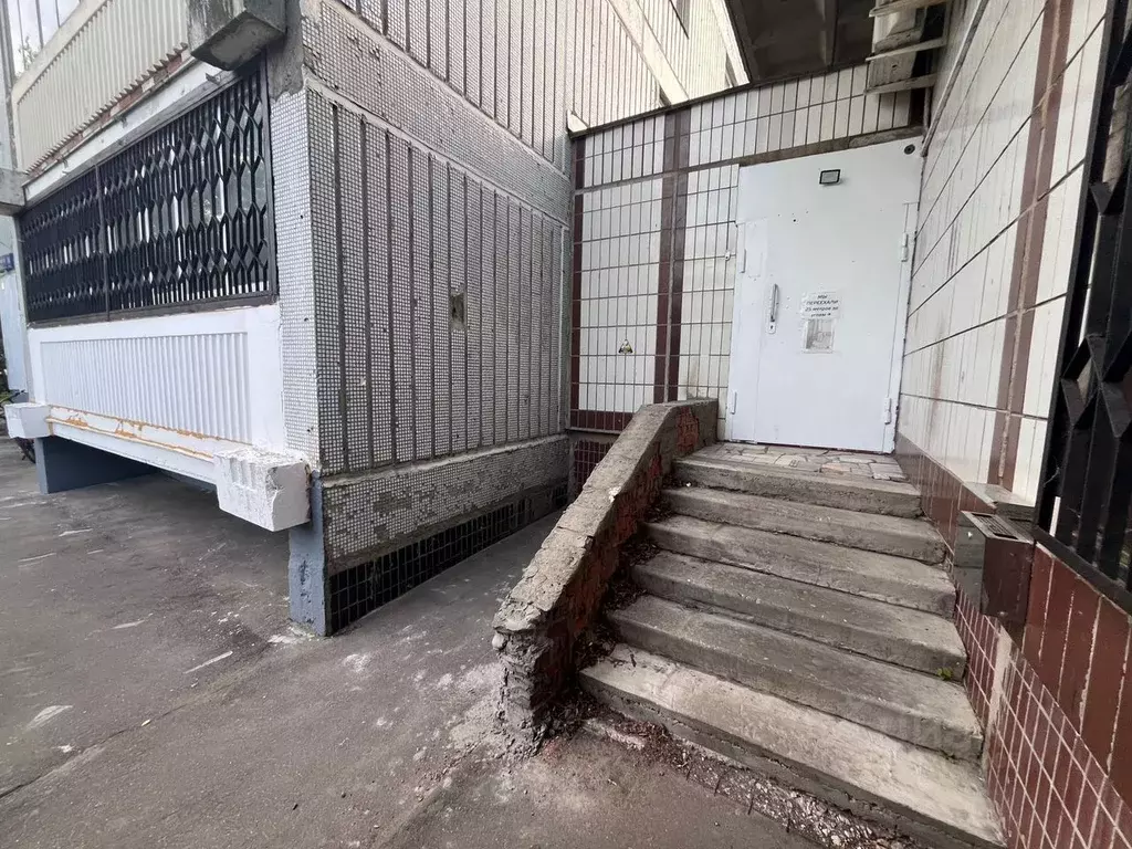 Помещение свободного назначения в Москва Днепропетровская ул., 14 (83 ... - Фото 1