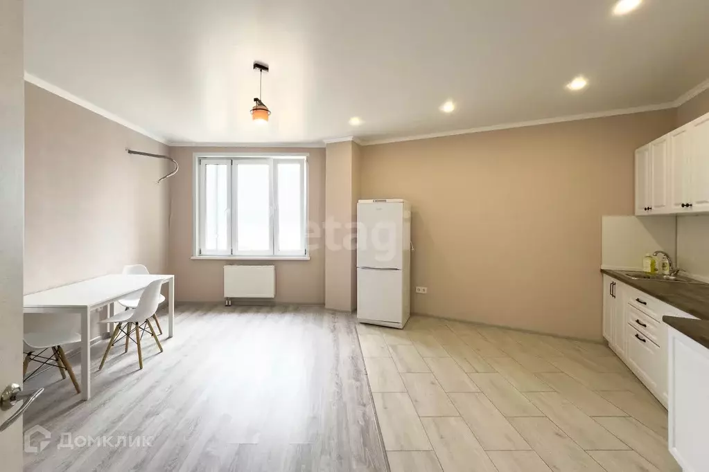 Продаётся 1-к квартира, 56.7 м - Фото 0