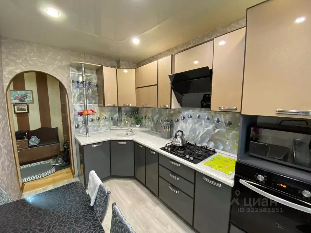 3-к кв. Иркутская область, Ангарск 84-й кв-л, 19 (62.7 м) - Фото 1