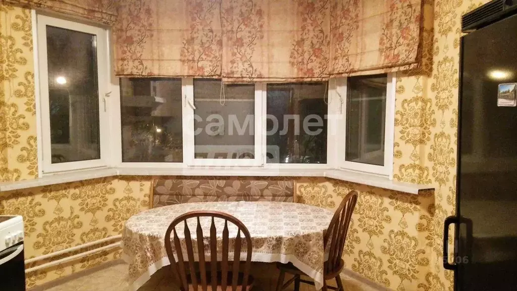 3-к кв. Москва ул. Ватутина, 16к3 (89.0 м) - Фото 2