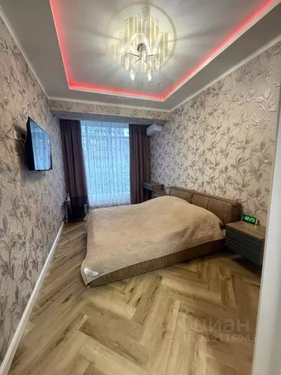 2-к кв. Ставропольский край, Кисловодск ул. Декабристов, 36/1 (67.8 м) - Фото 0