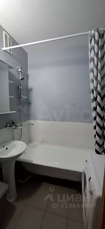 3-к кв. Новосибирская область, Новосибирск ул. Забалуева, 51 (66.0 м) - Фото 0