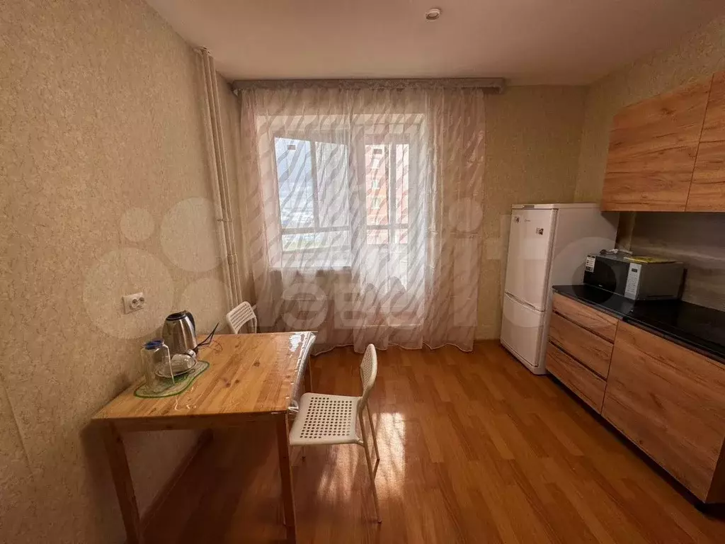1-к. квартира, 39 м, 13/22 эт. - Фото 0
