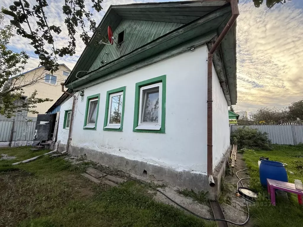 Дом в Свердловская область, Екатеринбург ул. Зенитчиков, 50 (59 м) - Фото 0