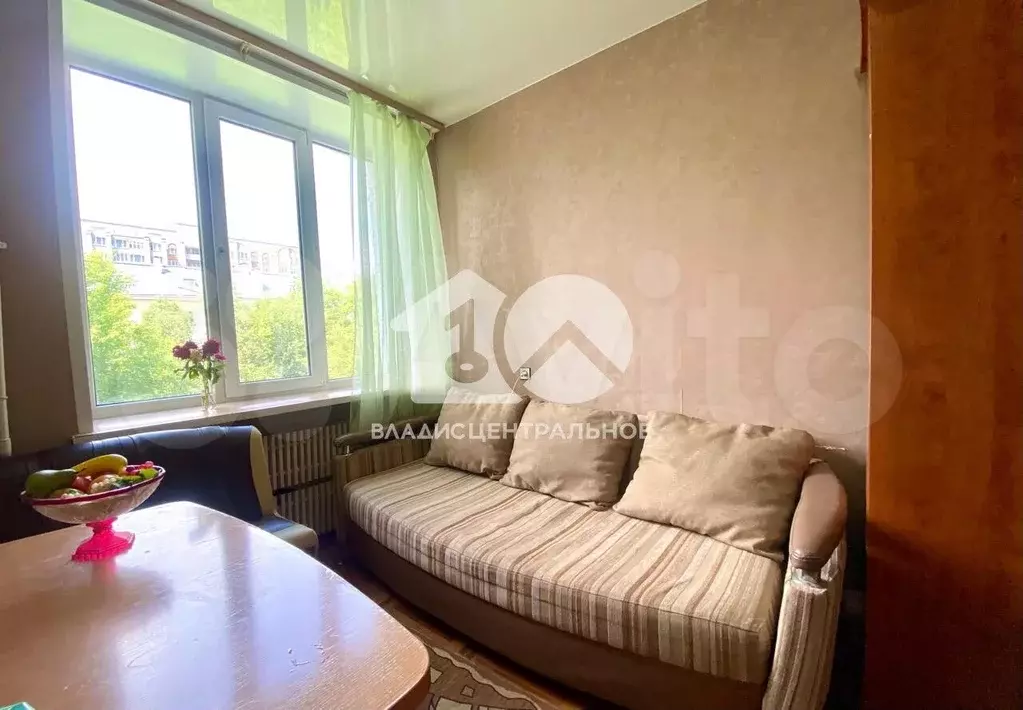 Комната 14,2 м в 4-к., 2/5 эт. - Фото 1