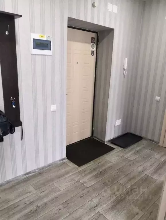 1-к кв. Красноярский край, Красноярск ул. Апрельская, 3 (42.4 м) - Фото 0