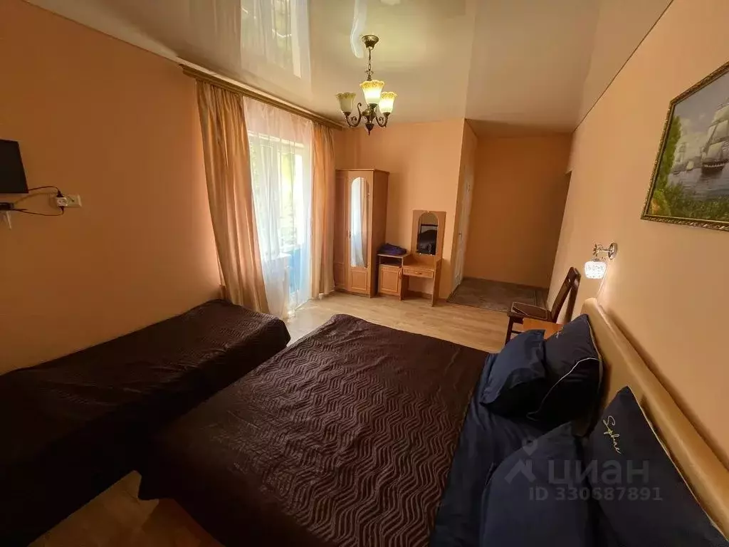 Комната Крым, Бахчисарай ул. Басенко, 3 - Фото 1