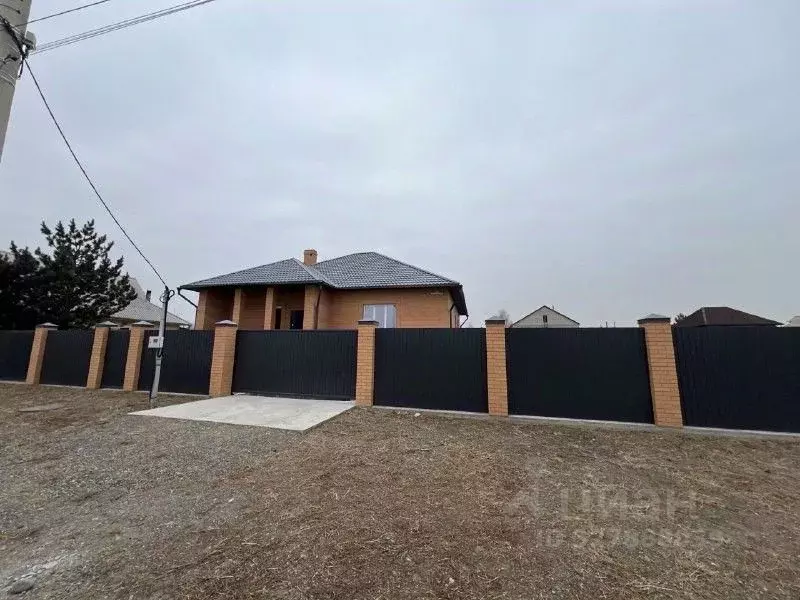 Дом в Хакасия, Абакан Четырнадцатая ул., 18 (303 м) - Фото 2