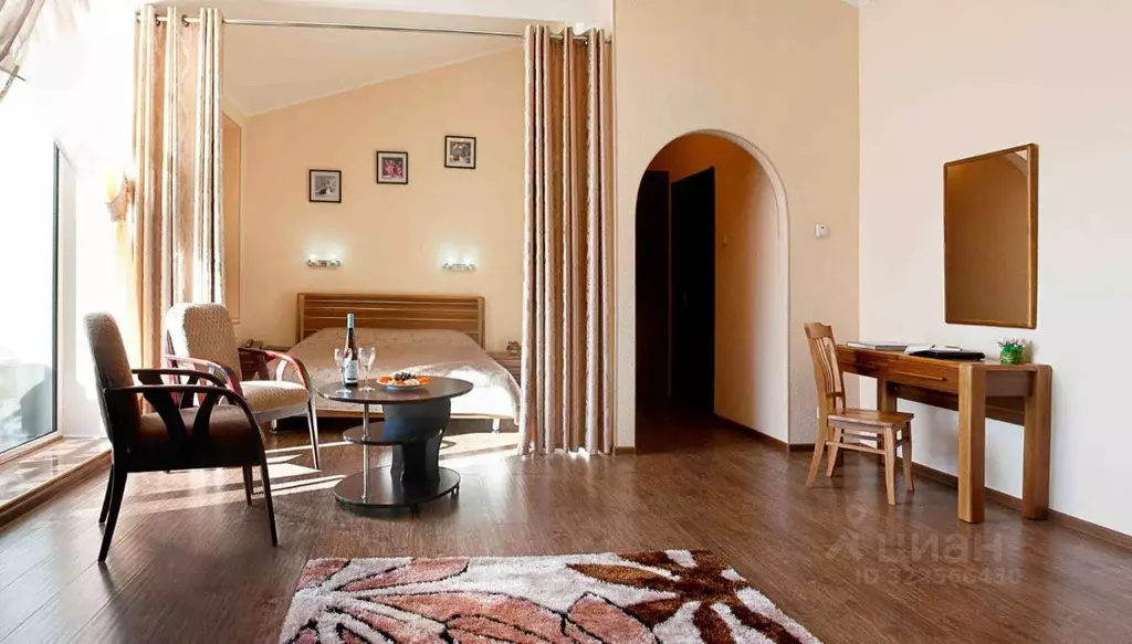 Комната Приморский край, Владивосток Океанский просп., 26Б (38.0 м) - Фото 1