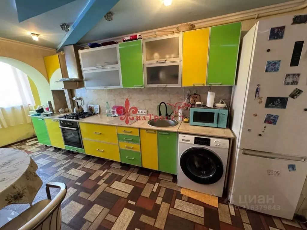 2-к кв. Белгородская область, Белгород Молодежная ул., 22 (78.0 м) - Фото 0