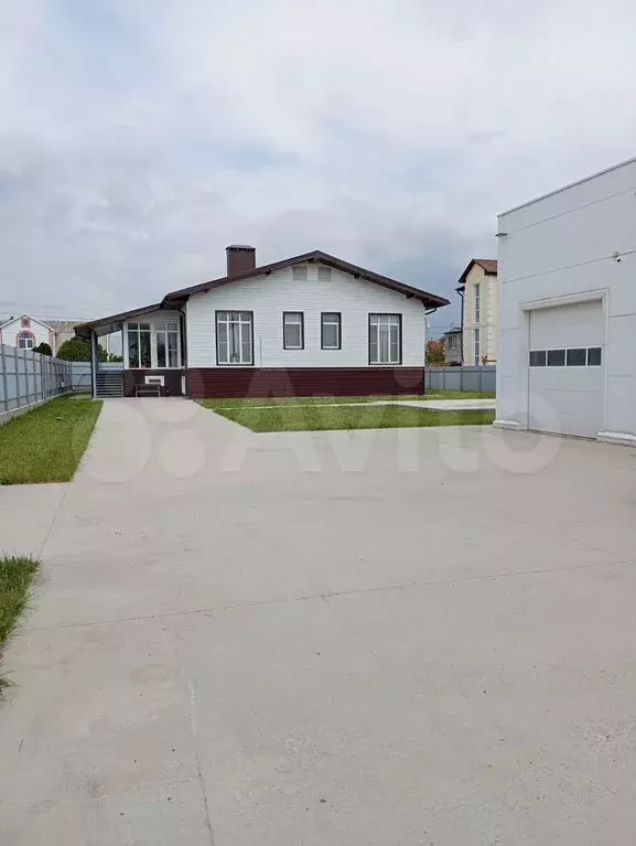 Дом 360 м на участке 15 сот. - Фото 0
