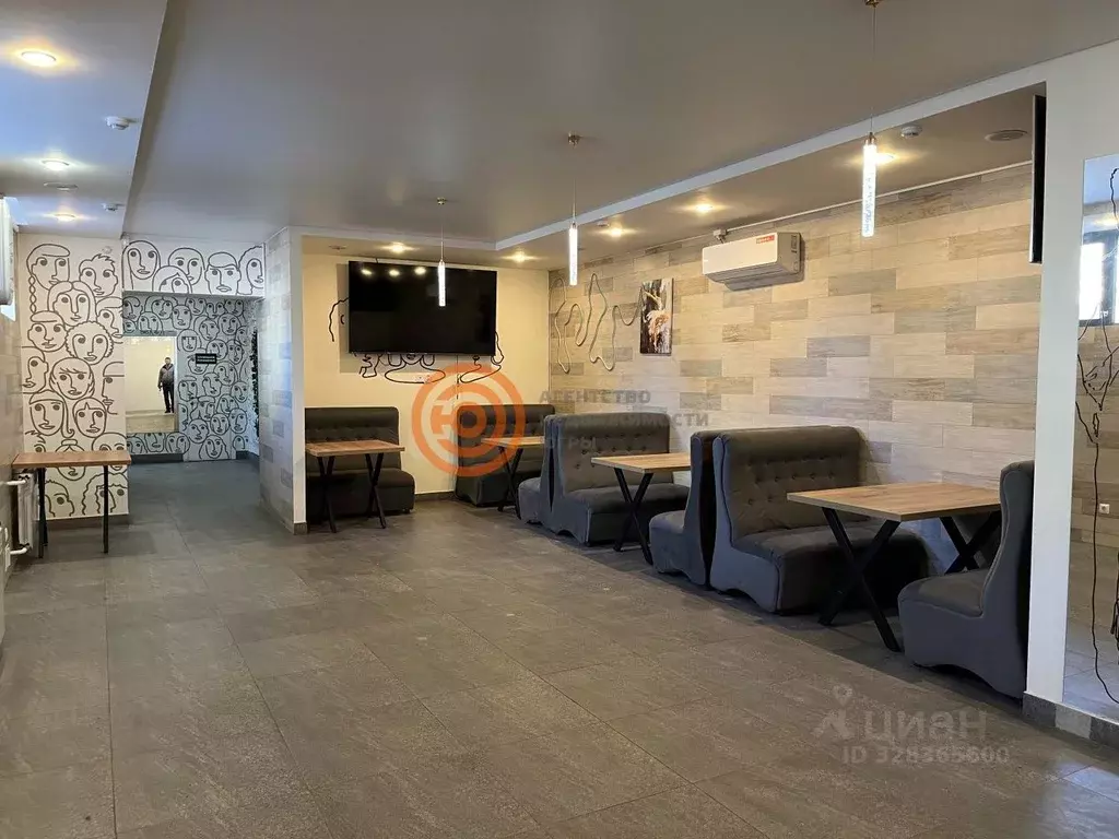 Помещение свободного назначения в Тюменская область, Тюмень ул. ... - Фото 1