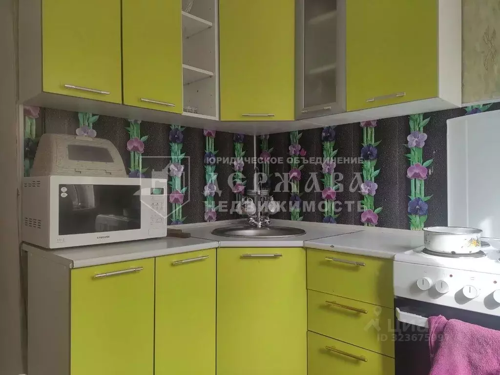 2-к кв. Кемеровская область, Междуреченск просп. 50 лет Комсомола, 44 ... - Фото 1