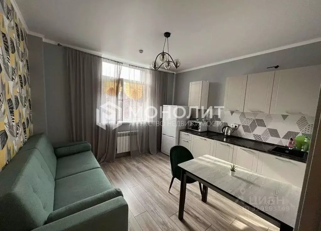 1-к кв. Белгородская область, Старый Оскол Космос мкр, 11 (36.0 м) - Фото 1