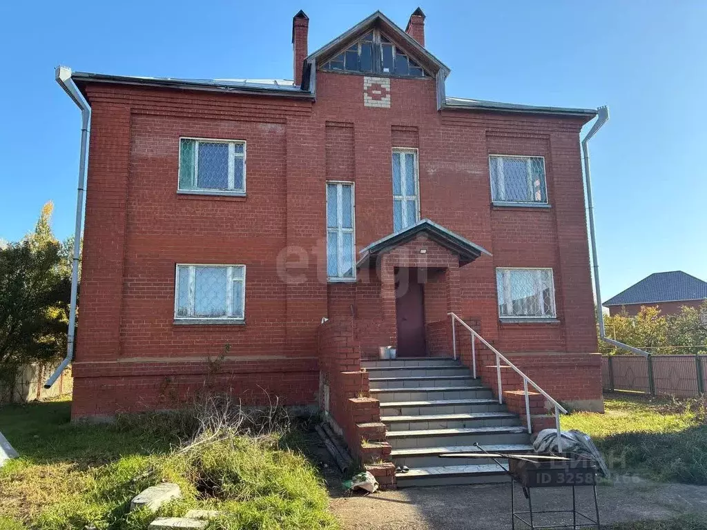 Дом в Татарстан, Набережные Челны просп. Залесный, 27 (349 м) - Фото 1