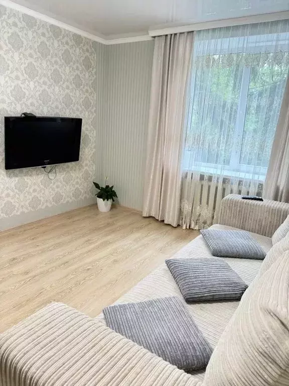 3-к кв. Ставропольский край, Кисловодск Коллективная ул., 6 (70.0 м) - Фото 1