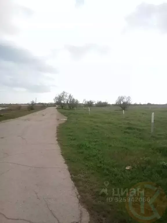 Участок в Крым, Сакский район, с. Штормовое  (6.0 сот.) - Фото 2