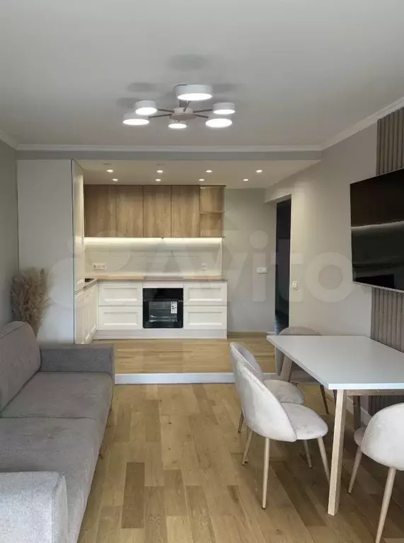 2-к. квартира, 60 м, 14/22 эт. - Фото 1