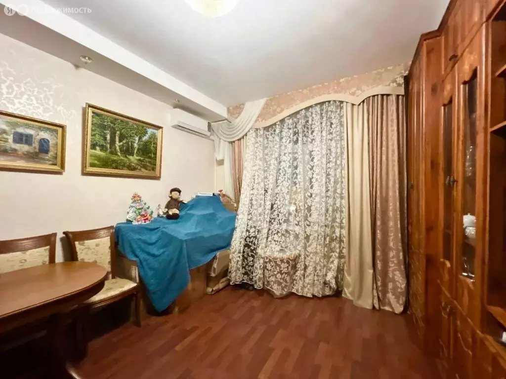 3-комнатная квартира: Уфа, улица Подвойского, 21 (68.7 м) - Фото 2