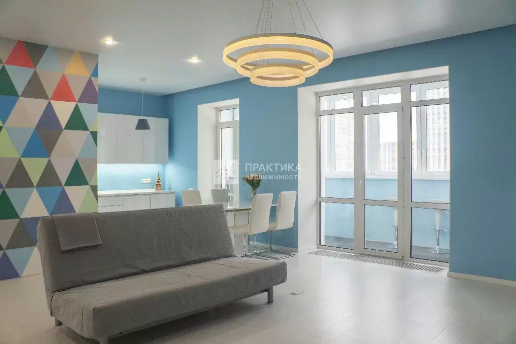 Продается 2-комнатная квартира - Фото 1