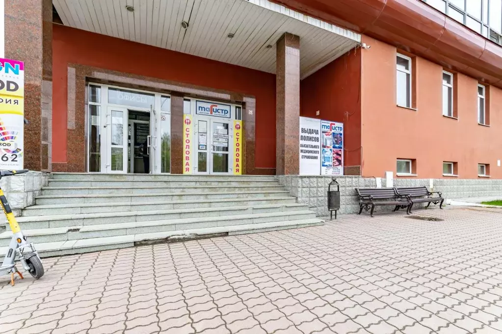 Офис в Свердловская область, Екатеринбург ул. Крестинского, 46А (370 ... - Фото 1