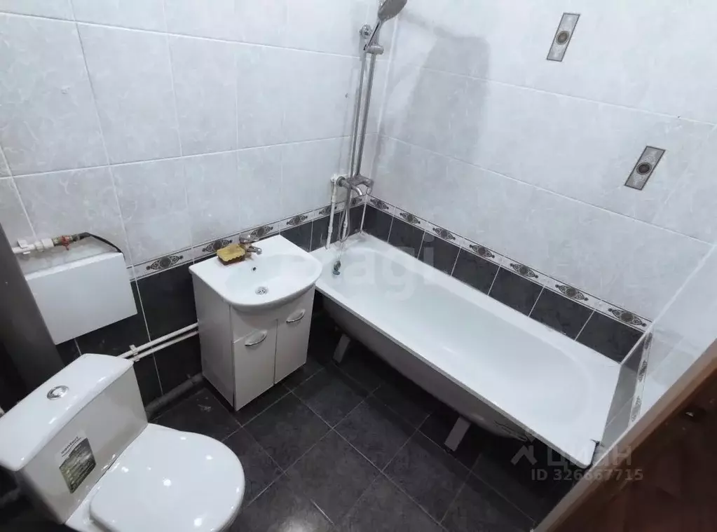 1-к кв. Псковская область, Псковский район, Писковичская волость, д. ... - Фото 1