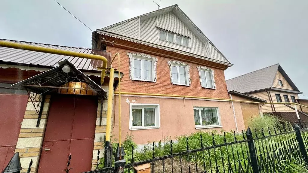 Дом в Свердловская область, Первоуральск ул. Белинского, 28 (104 м) - Фото 1