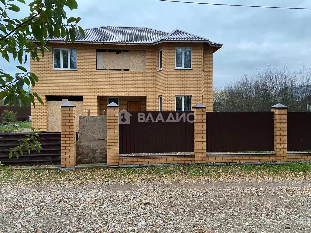 Дом в Калужская область, Город Калуга городской округ, д. Лихун ул. ... - Фото 1