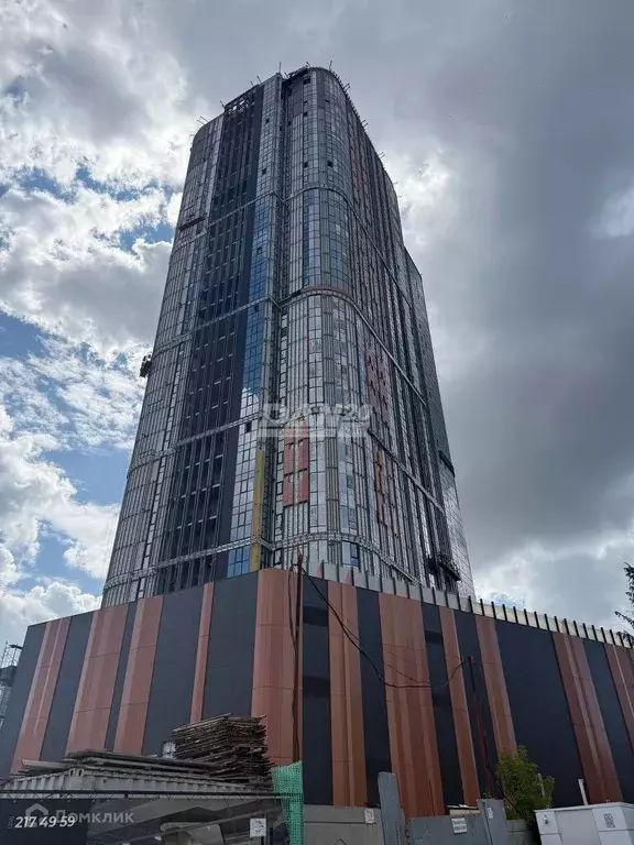 Продаётся 1-к квартира, 57.3 м - Фото 0