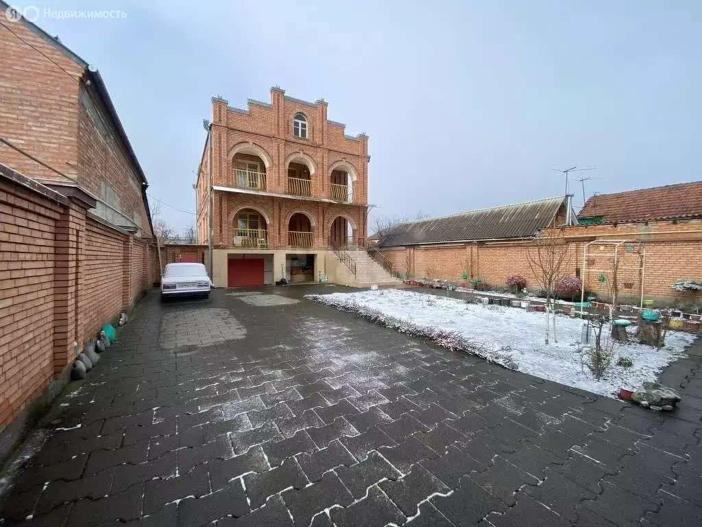 Дом в Владикавказ, улица Леваневского (360 м) - Фото 0