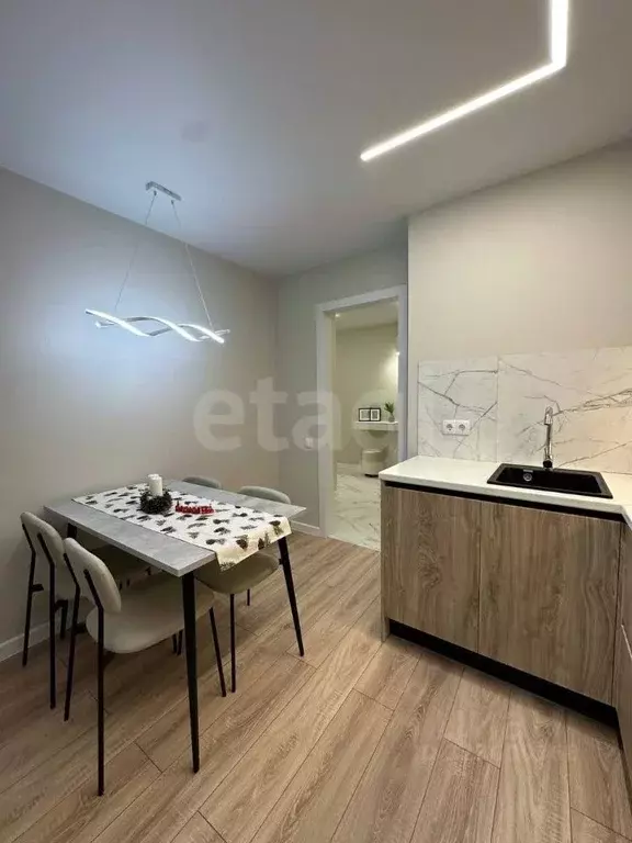 2-к кв. Тюменская область, Тюмень Профсоюзная ул., 70 (50.2 м) - Фото 2