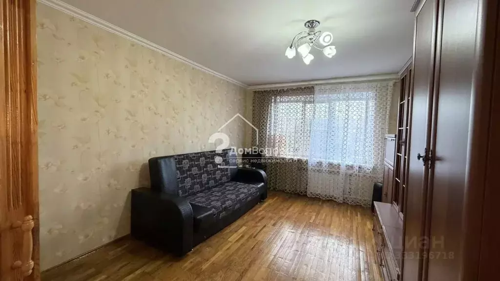 3-к кв. Оренбургская область, Бузулук 3-й мкр, 10А (66.8 м) - Фото 1