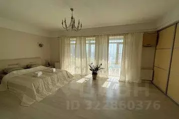 Дом в Ростовская область, Таганрог ул. Адмирала Крюйса, 30 (200 м) - Фото 1