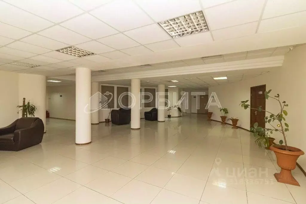 Офис в Тюменская область, Тюмень Олимпийская ул., 6к1 (741 м) - Фото 0