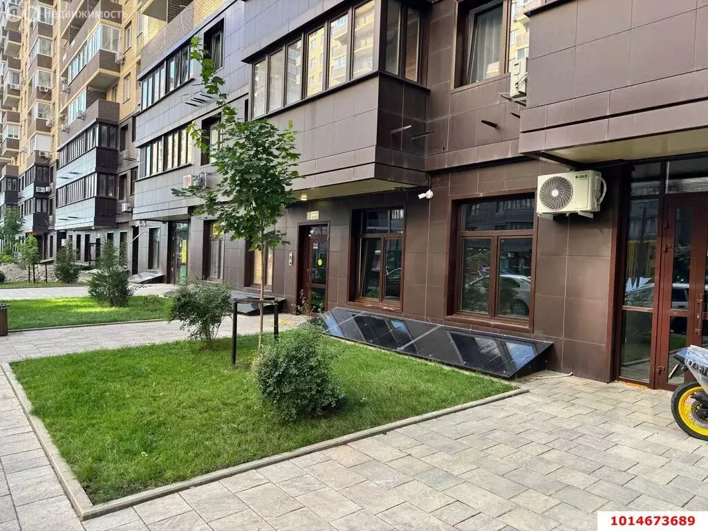 2-комнатная квартира: Краснодар, улица имени Героя Ростовского, 8к7 ... - Фото 1