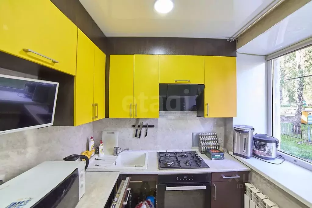 3-к кв. Башкортостан, Стерлитамак Михайловский мкр, ул. Шафиева, 11 ... - Фото 1