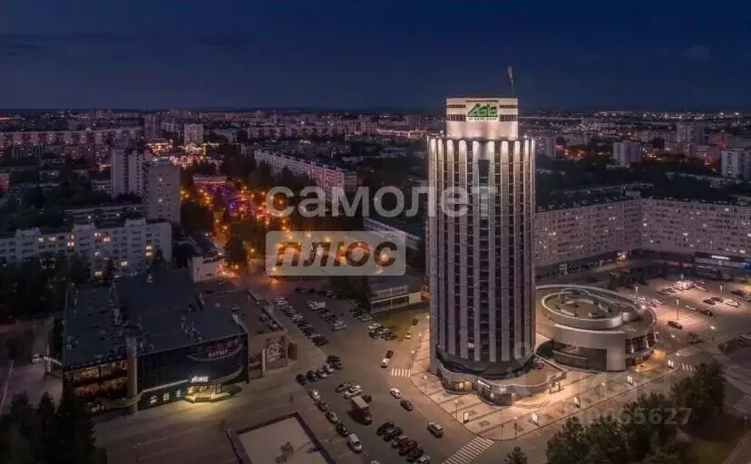 Помещение свободного назначения в Татарстан, Набережные Челны 30-й ... - Фото 1