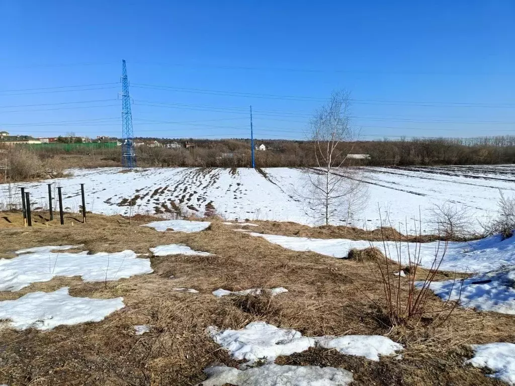 Участок в Московская область, Ленинский городской округ, д. Белеутово  ... - Фото 1